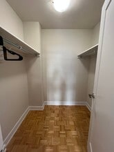 50 Rosehill Ave in Toronto, ON - Building Photo - Building Photo