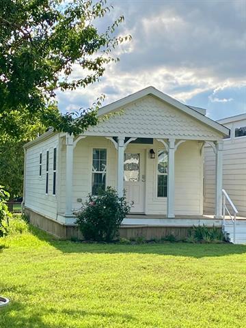property at 1425 Lone Star Rd