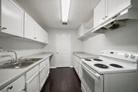 2423 Lucas St photo'