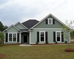 4325 Wisteria Ln in Valdosta, GA - Building Photo
