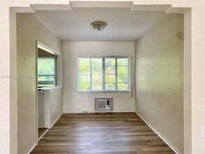 673 NE 92nd St in Miami Shores, FL - Building Photo - Building Photo