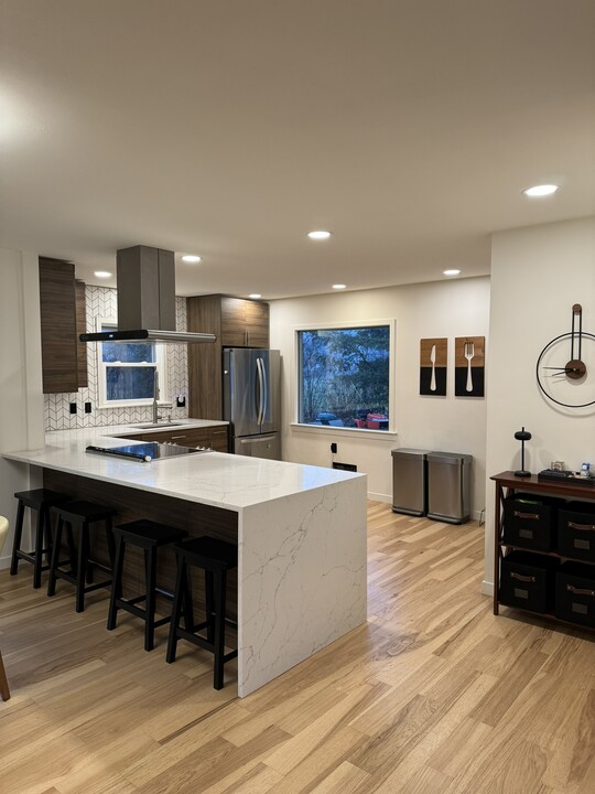 13814 W Robin Trl in New Berlin, WI - Building Photo