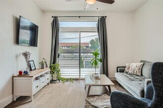 3114 S Congress Ave in Austin, TX - Building Photo - Building Photo