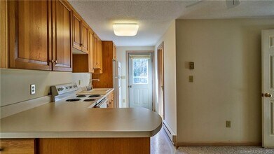 119 Kelseytown Rd in Clinton, CT - Building Photo - Building Photo