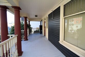 1634 NW Everett St in Portland, OR - Building Photo - Building Photo