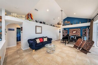 11918 Keating Dr in Tampa, FL - Building Photo - Building Photo