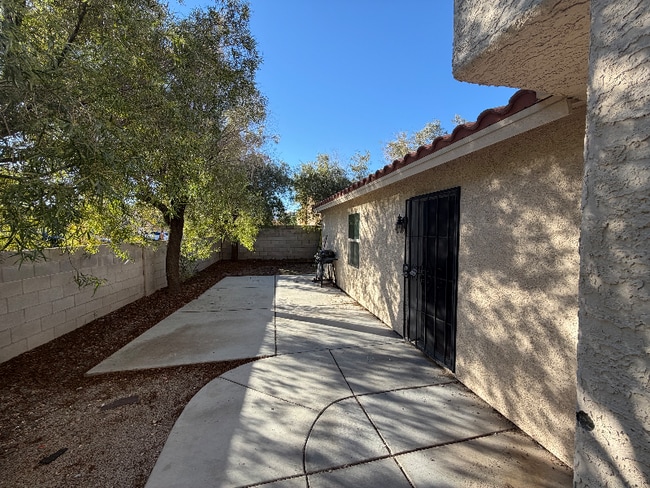 3928 N Dream St in Las Vegas, NV - Building Photo - Building Photo