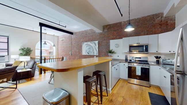 13 Stanhope St, Unit 1D in Boston, MA - Building Photo - Building Photo