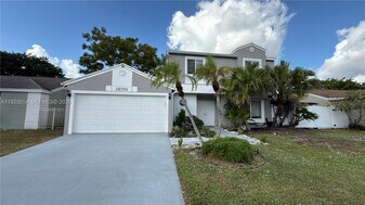 18701 Shauna Manor Dr in Boca Raton, FL - Building Photo
