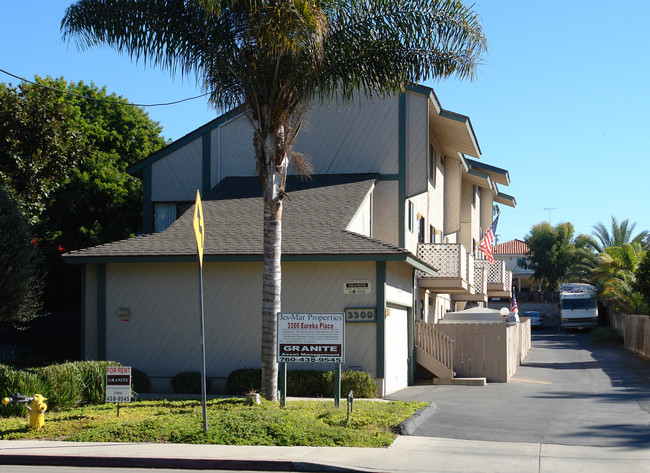 3300 Eureka Pl in Carlsbad, CA - Building Photo - Building Photo