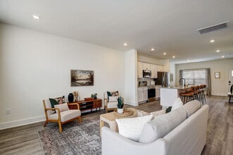 Blakeney Commons Townhomes in Smyrna, TN - Foto de edificio - Building Photo
