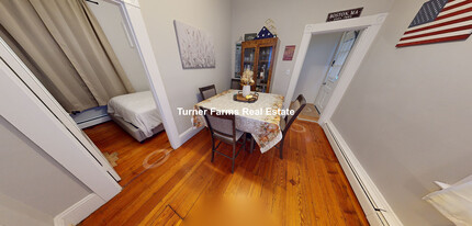 204 Banks St, Unit 1 in Cambridge, MA - Building Photo - Building Photo