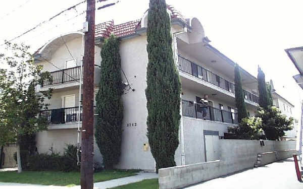 1712 Peyton Ave in Burbank, CA - Building Photo - Building Photo