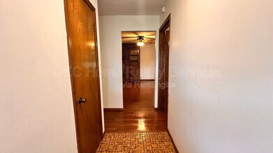 1210 Glenwood Dr in Moore, OK - Building Photo - Building Photo