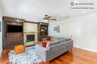 120 Belvue Dr in Los Gatos, CA - Building Photo - Building Photo