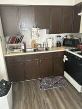 2535 W Monroe St in Springfield, IL - Building Photo - Building Photo