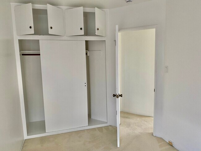 2914 Cimarron St in Los Angeles, CA - Building Photo - Building Photo