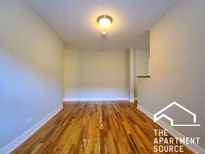 2907 N Mildred Ave, Unit 2 in Chicago, IL - Building Photo - Building Photo