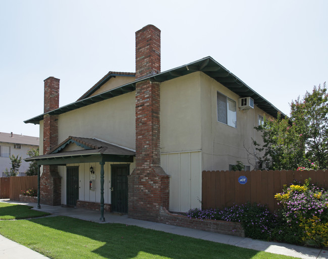 3041 Elgin Dr in Riverside, CA - Foto de edificio - Building Photo