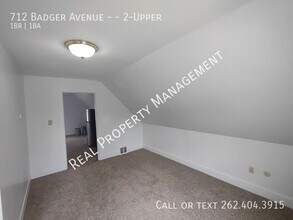 712 Badger Ave in South Milwaukee, WI - Building Photo - Building Photo