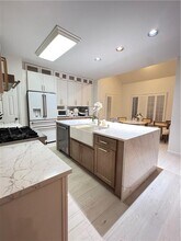 320 Morning Mist Walk in Suwanee, GA - Building Photo - Building Photo