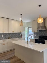 60 W Broadway Ave in Clifton Heights, PA - Building Photo - Building Photo