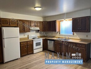 911 WILLIAM Ct in Palisade, CO - Building Photo - Building Photo