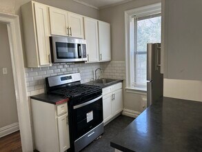 93 Fairview Ave in Jersey City, NJ - Building Photo - Building Photo