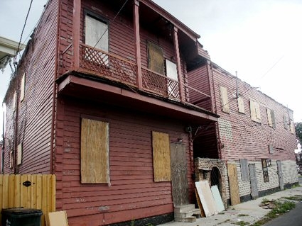 2324 LaSalle St in New Orleans, LA - Foto de edificio - Building Photo