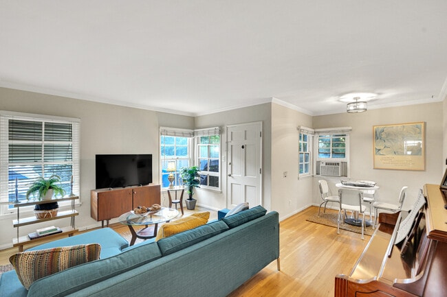 property at 4270 Troost Ave