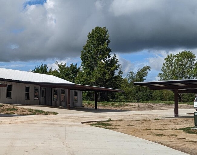 7901 TX-19 in Athens, TX - Building Photo - Building Photo