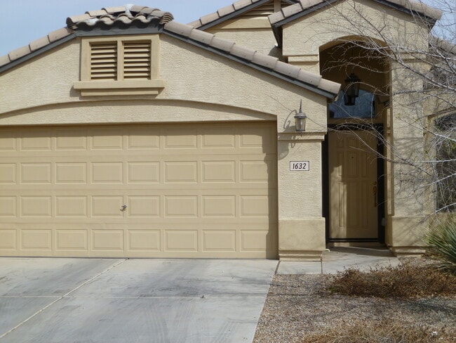 property at 1632 E Angeline Ave