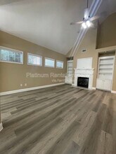 546 Town Square Way in Lawrenceville, GA - Building Photo - Building Photo