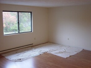 47 Juniper Rd in North Attleboro, MA - Building Photo - Building Photo