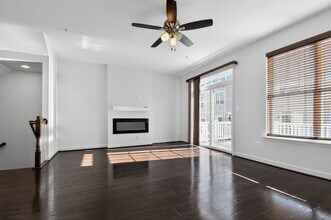 7419 Wood Mdw Wy in Lanham, MD - Building Photo - Building Photo