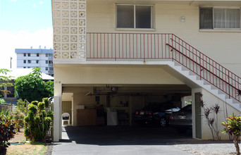 810 Wiliwili St in Honolulu, HI - Building Photo - Building Photo