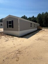 1012 Evergreen Dr in Galivants Ferry, SC - Building Photo - Building Photo