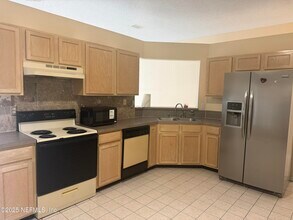 7441 Carriage Side Ct in Jacksonville, FL - Building Photo - Building Photo