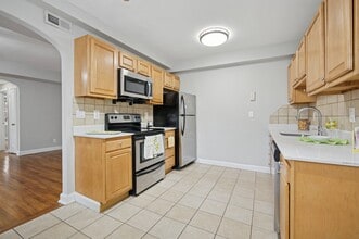 Sedgwick Gardens in Philadelphia, PA - Building Photo - Building Photo