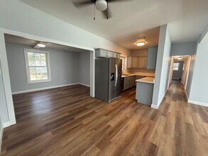 808 Woodland Dr in Pensacola, FL - Building Photo - Building Photo