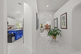 10903 Wilson Oaks Dr in San Antonio, TX - Building Photo - Building Photo