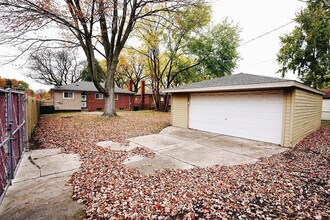 22000 Gardner St in Oak Park, MI - Foto de edificio - Building Photo