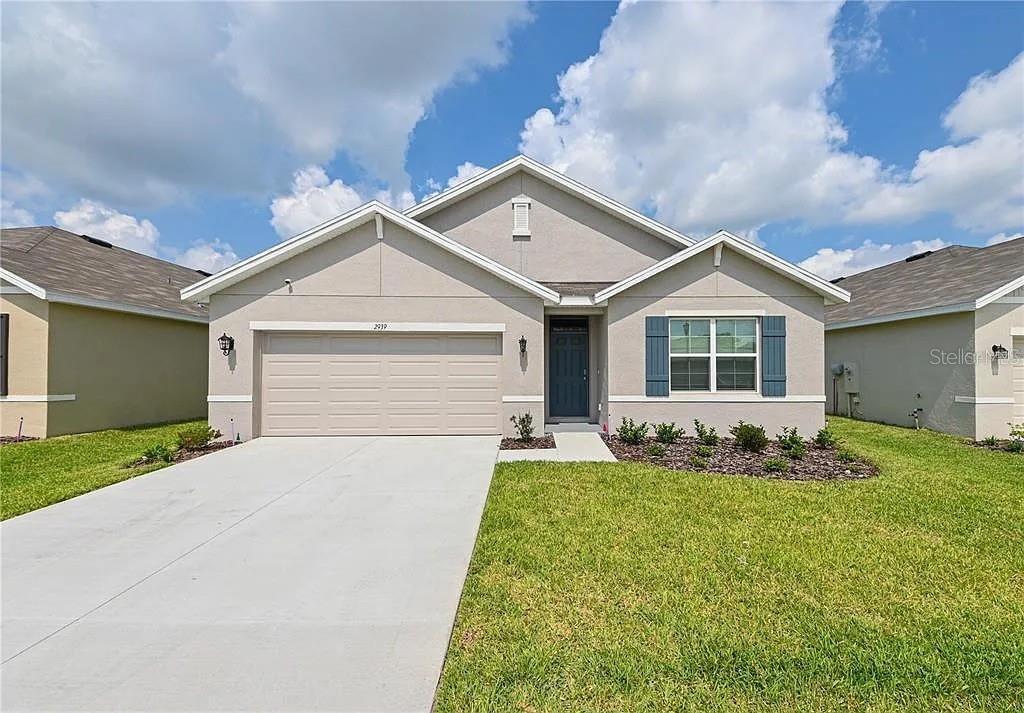 2939 Lotus Flower Trl in Wesley Chapel, FL - Building Photo