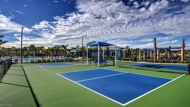 3488 Acapulco Cir in Cape Coral, FL - Building Photo - Building Photo