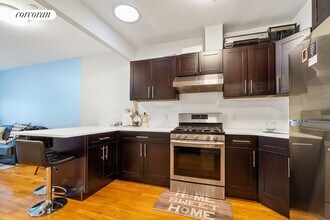 6703 13th Ave in Brooklyn, NY - Building Photo - Building Photo