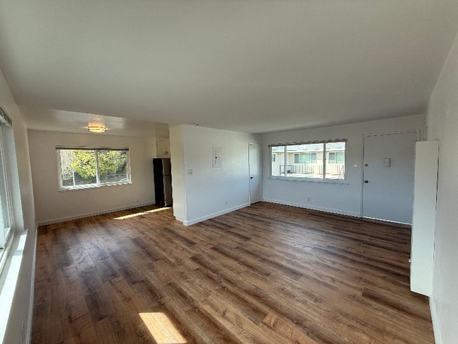 1205 Geraldine Way