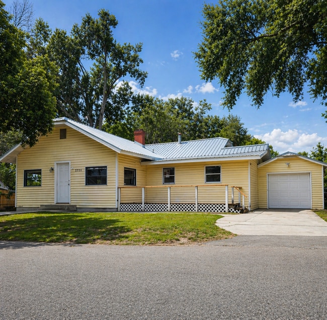 property at 37411 Magnolia Ave
