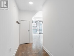 1608 Charles St in Whitby, ON - Building Photo - Building Photo