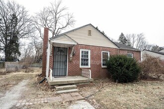 1829 E 49th St in Indianapolis, IN - Foto de edificio - Building Photo