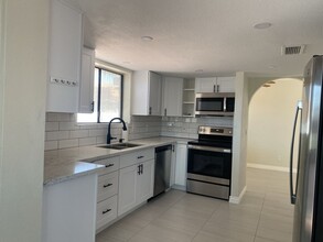 450 S Olmo Cir in Apache Junction, AZ - Building Photo - Building Photo